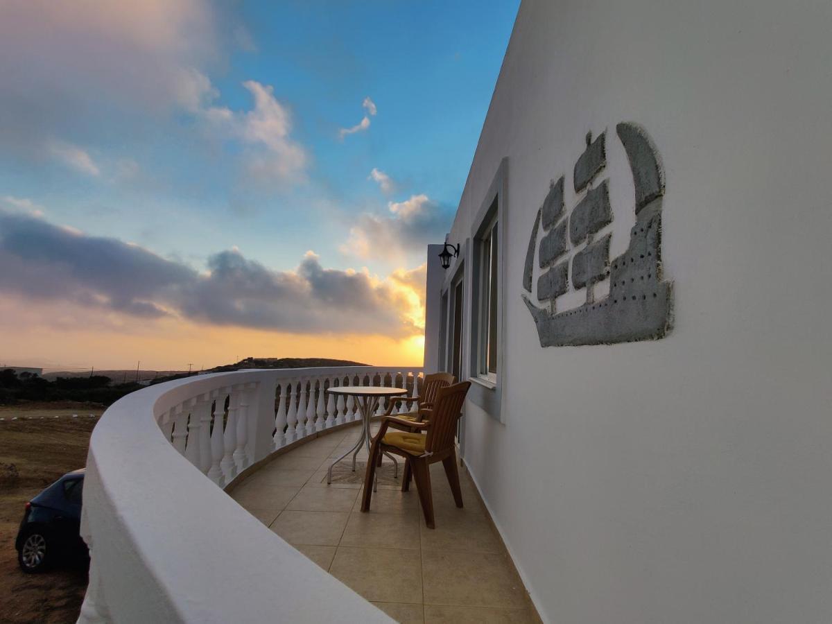 Lakena Sunset View Villa Menetai Bagian luar foto