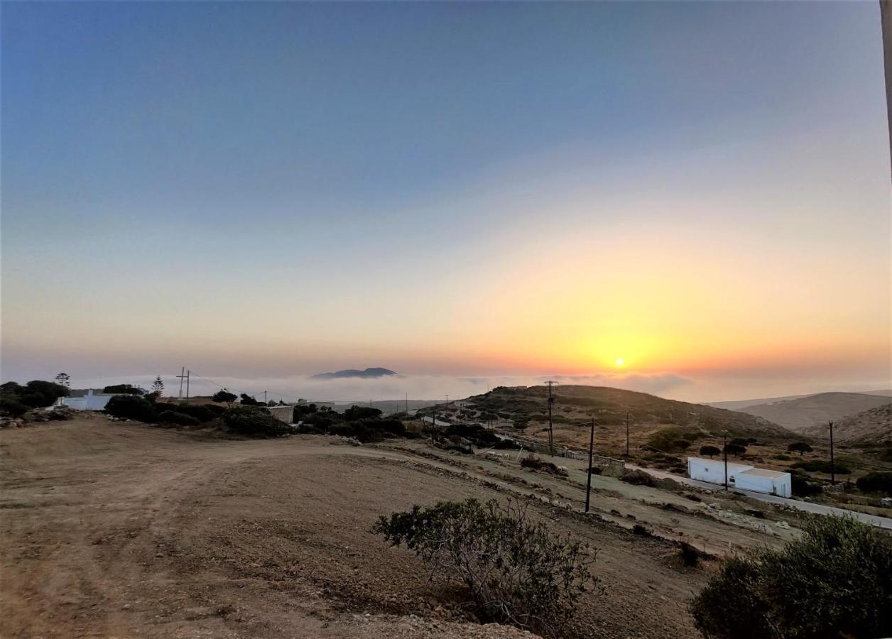 Lakena Sunset View Villa Menetai Bagian luar foto